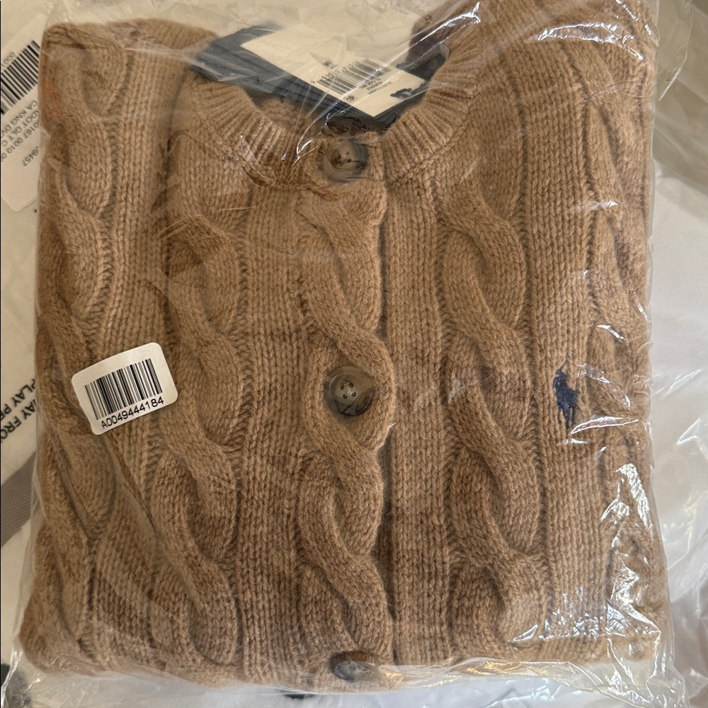 Cable-Knit Wool-Cashmere Cardigan - Picture 3 of 4
